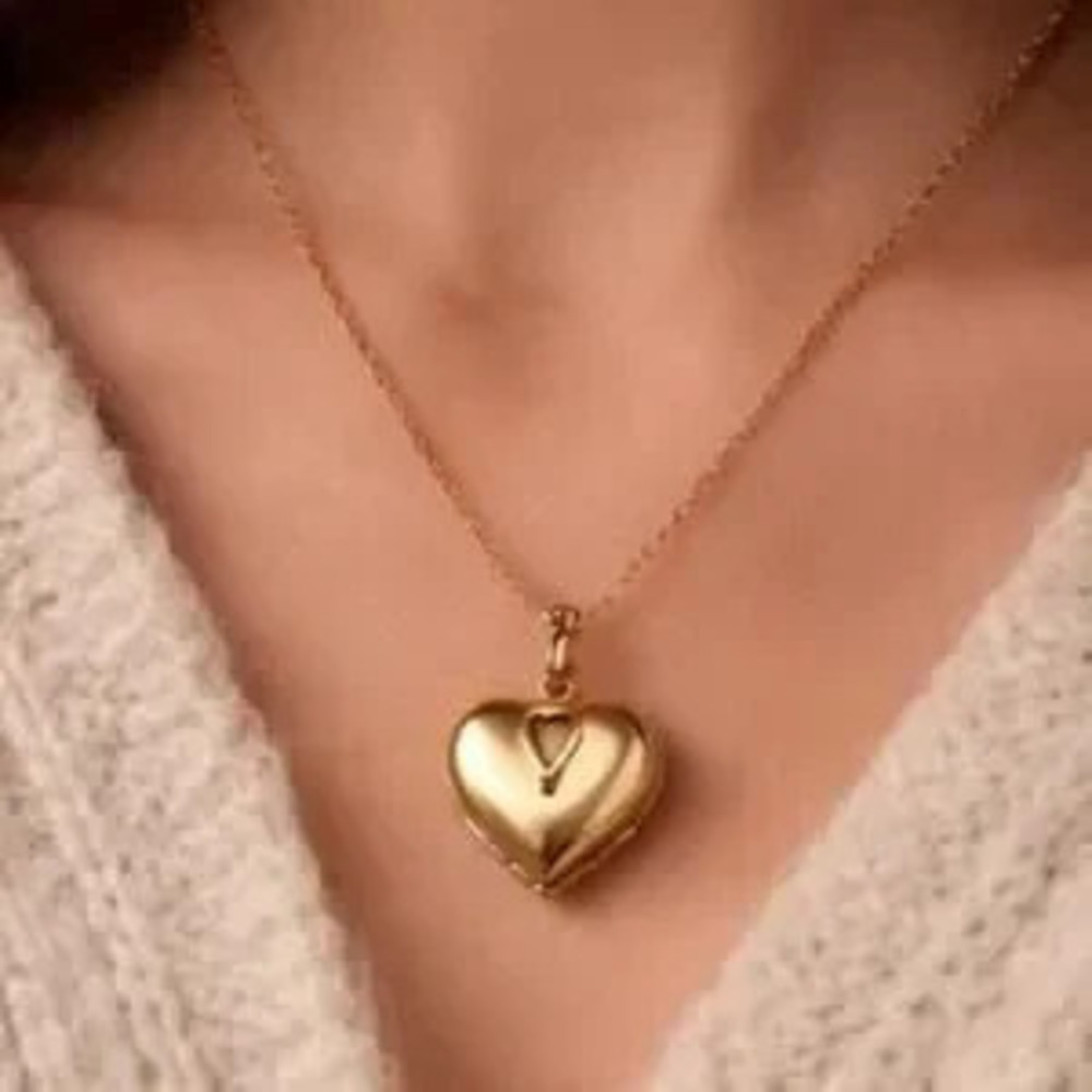Solid Polished Bronze Vintage Heart Photo Locket Clover Gold Necklace